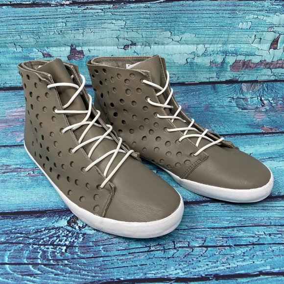 NEW Diamond Sample Prototype Perforated Leather 7 - Picture 3 of 8